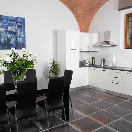 Il Castello Di San Ruffino منتجع Lari