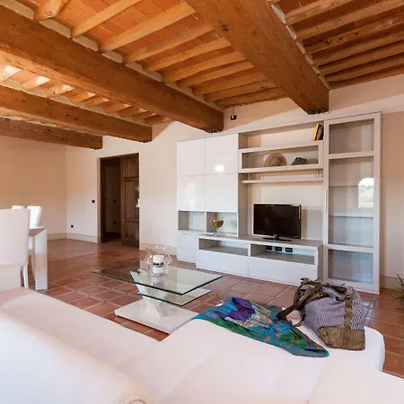 منتجع Il Castello Di San Ruffino 3*