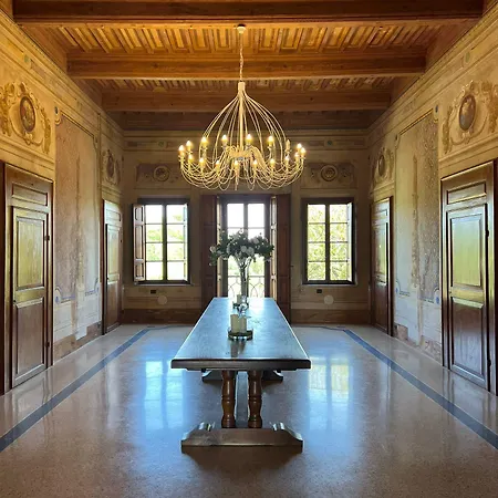 منتجع Il Castello Di San Ruffino Lari