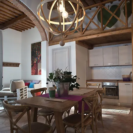 Il Castello Di San Ruffino אתר נופש